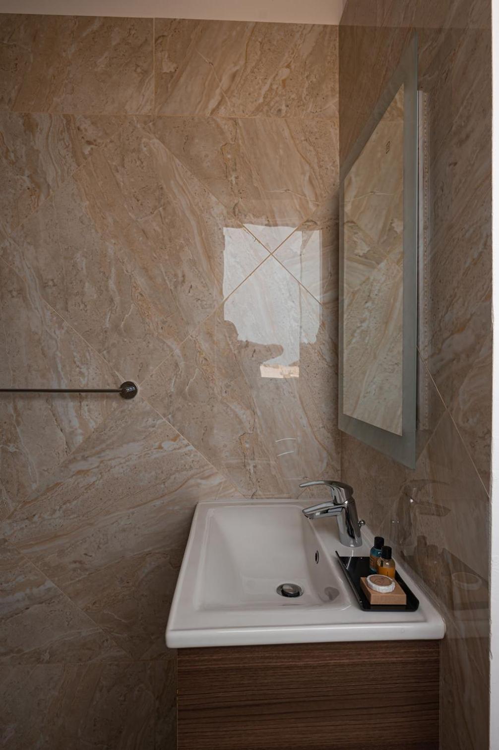The Willows Penthouses With Jacuzzi Ghajn il-Kbira  المظهر الخارجي الصورة