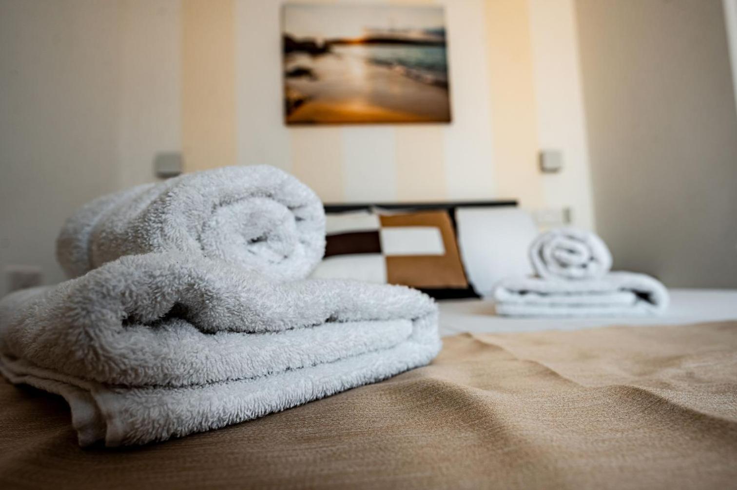 The Willows Penthouses With Jacuzzi Ghajn il-Kbira  المظهر الخارجي الصورة